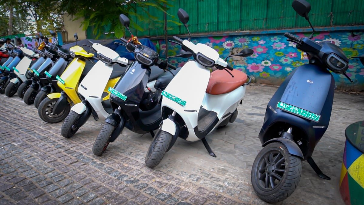 Ola Electric Recalls 1,441 Two-Wheelers Units to Conduct Diagnostics and Health Checks